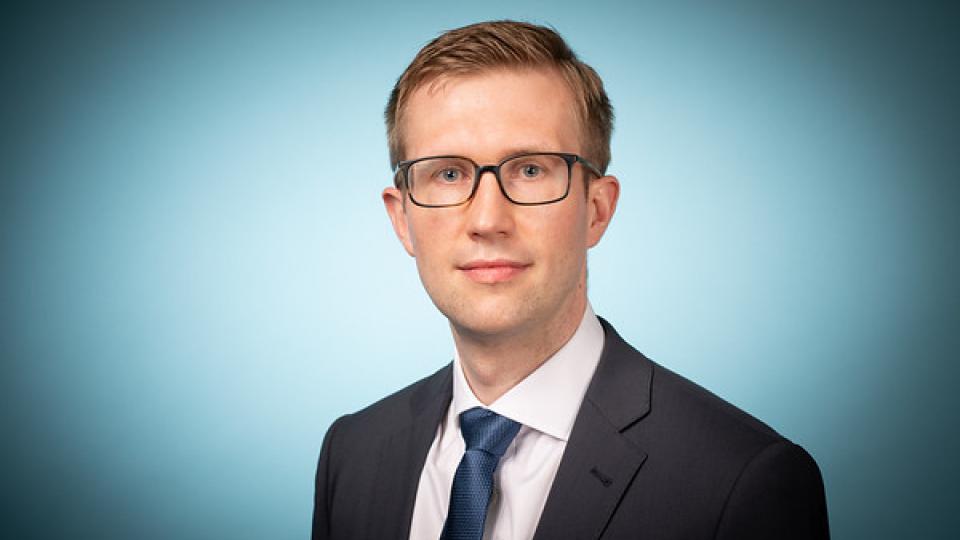  Lutz Engberding, BNY Mellon IM 