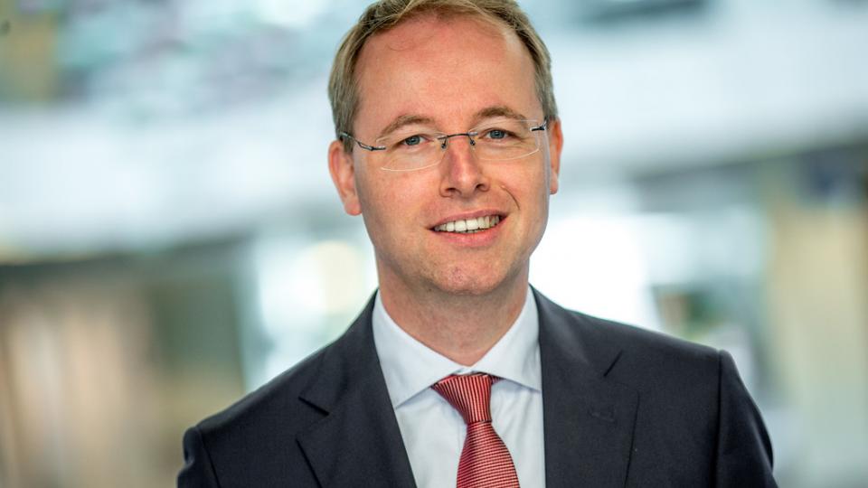 Hendrik Tuch, Aegon asset management