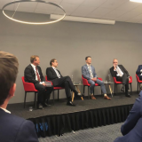 Morningstar-debat - v.l.n.r. Pim Poppe - Probability and Partners, Wouter Weijand - Providence Capital, Menno Middeldorp - Rabobank, Wim van Zwol - Vanguard, Alain van der Heijden - Kempen Capital Management